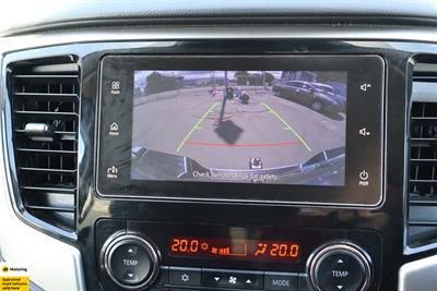 2022 Mitsubishi Triton - Thumbnail