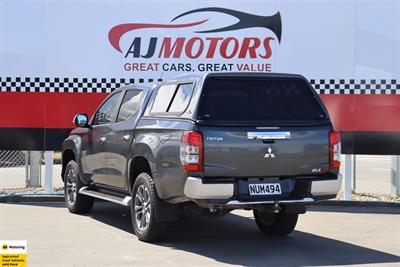 2022 Mitsubishi Triton - Thumbnail