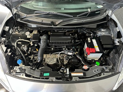 2023 Suzuki Swift - Thumbnail
