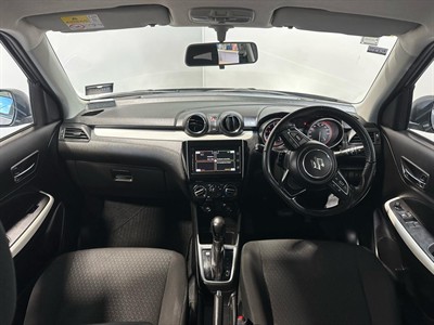 2023 Suzuki Swift - Thumbnail