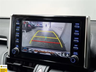 2020 Toyota RAV4 - Thumbnail