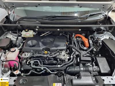2020 Toyota RAV4 - Thumbnail