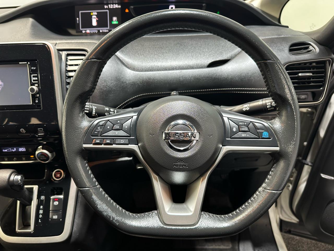 2017 Nissan Serena
