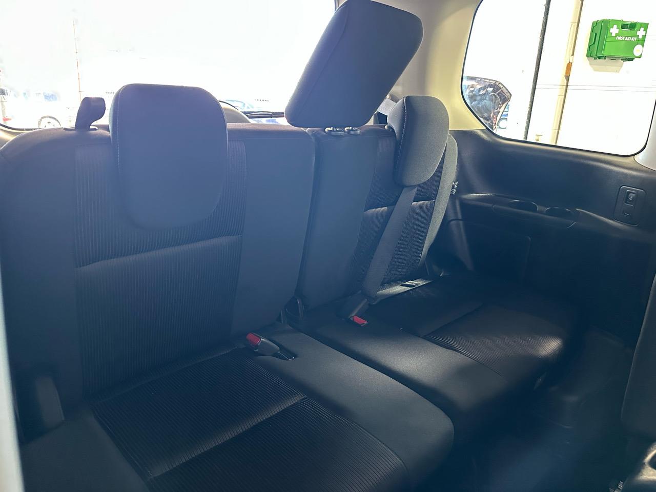 2017 Nissan Serena