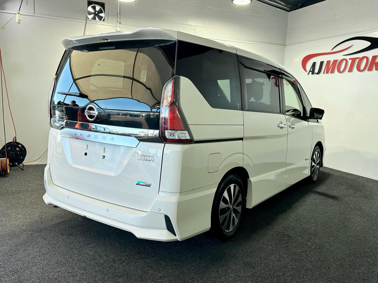 2017 Nissan Serena