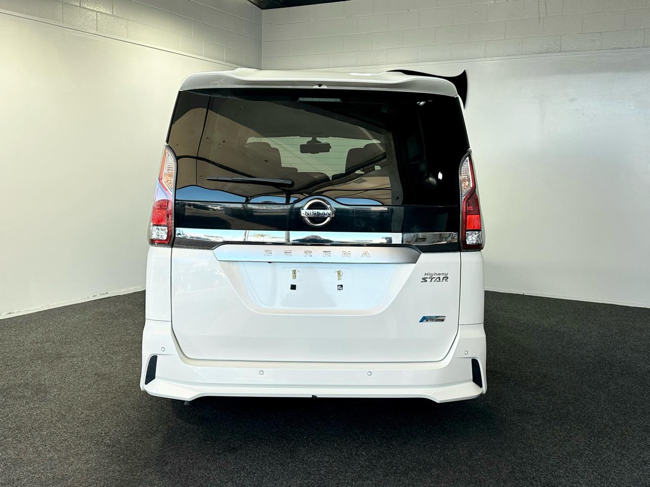 2017 Nissan Serena