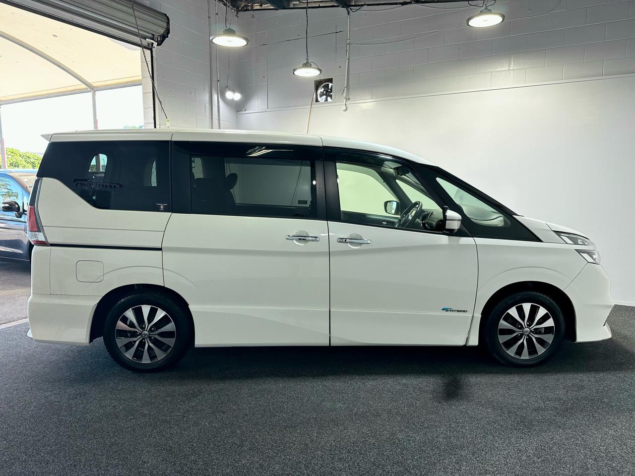 2017 Nissan Serena