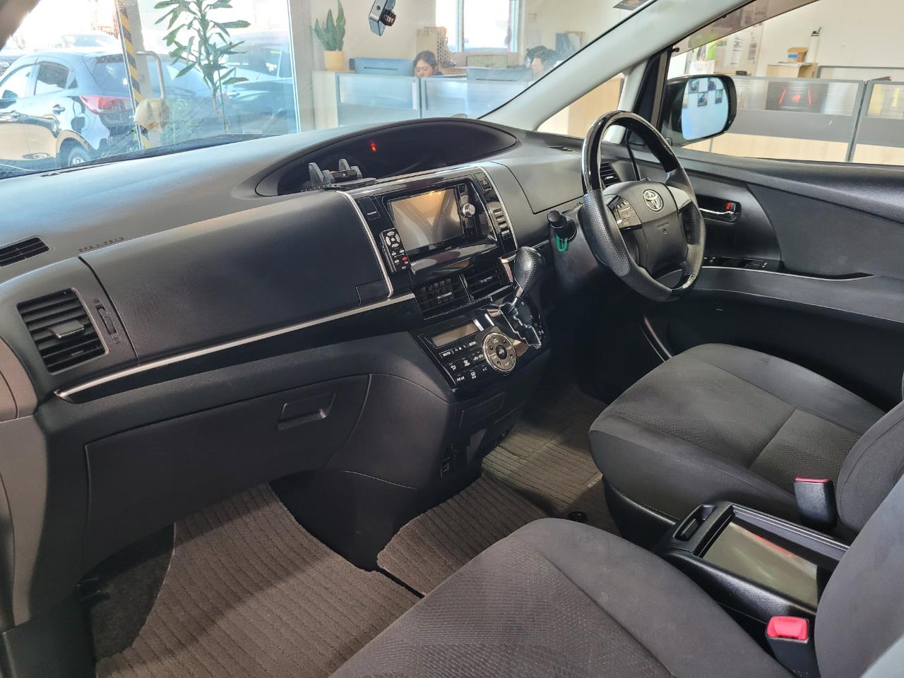 2014 Toyota Estima
