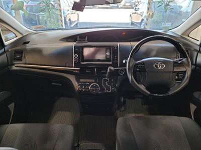 2014 Toyota Estima - Thumbnail