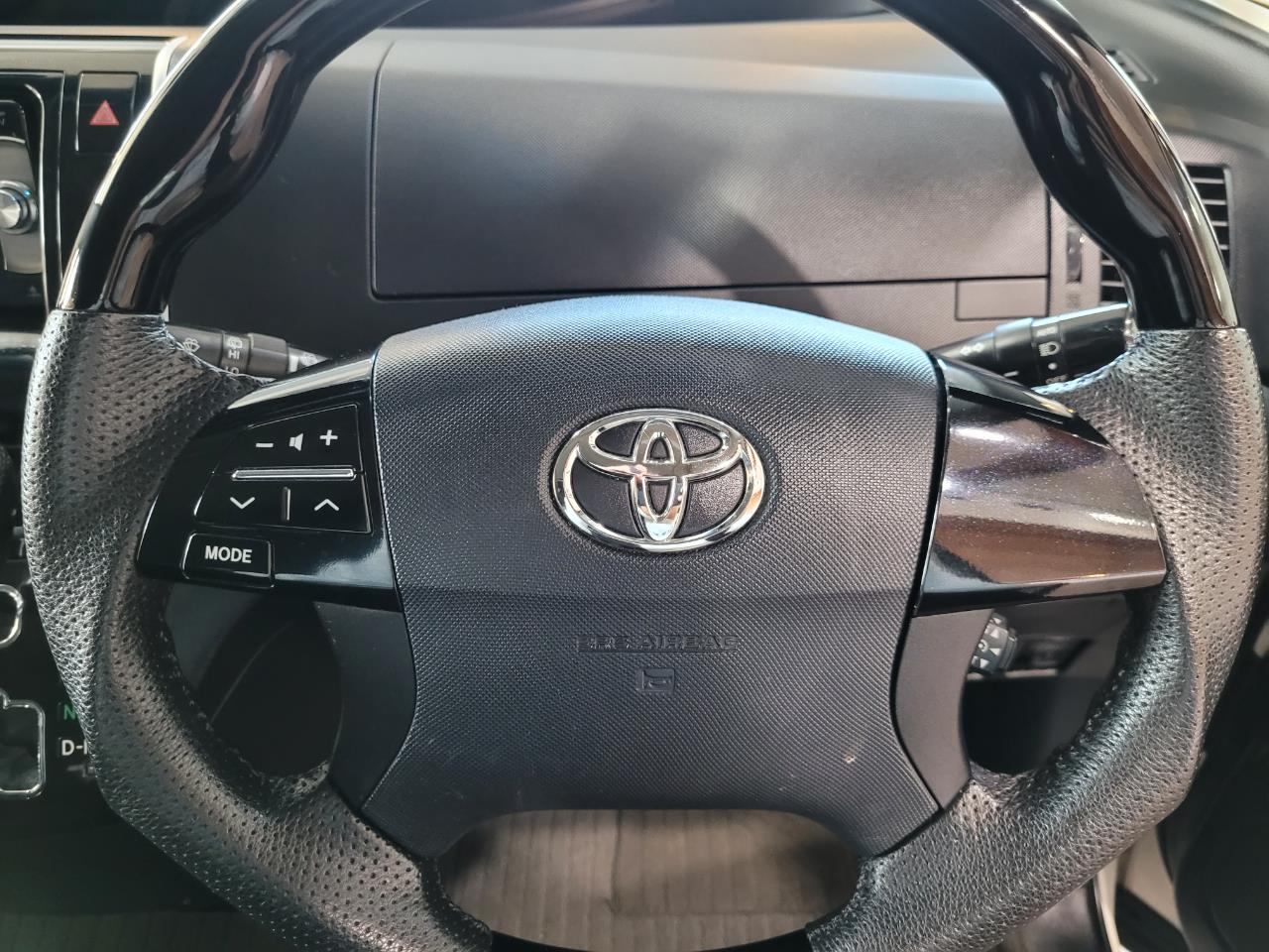 2014 Toyota Estima