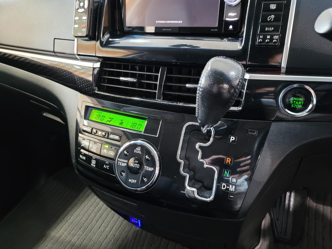 2014 Toyota Estima