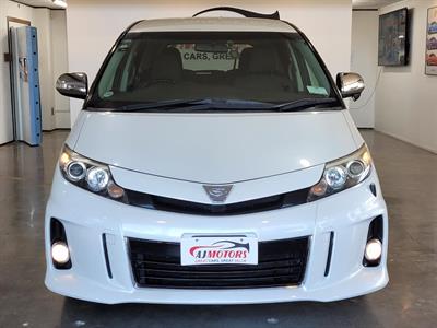 2014 Toyota Estima - Thumbnail