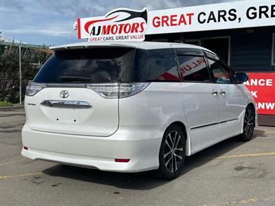 2014 Toyota Estima