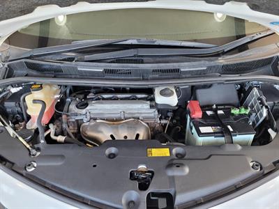 2014 Toyota Estima - Thumbnail