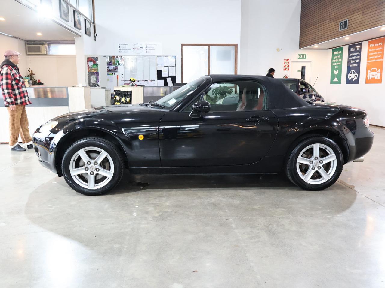 2006 Mazda MX-5