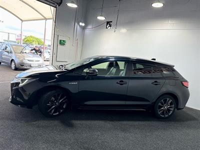 2020 Toyota Corolla - Thumbnail