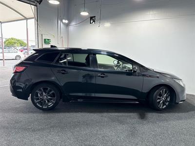 2020 Toyota Corolla - Thumbnail