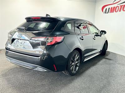 2020 Toyota Corolla - Thumbnail