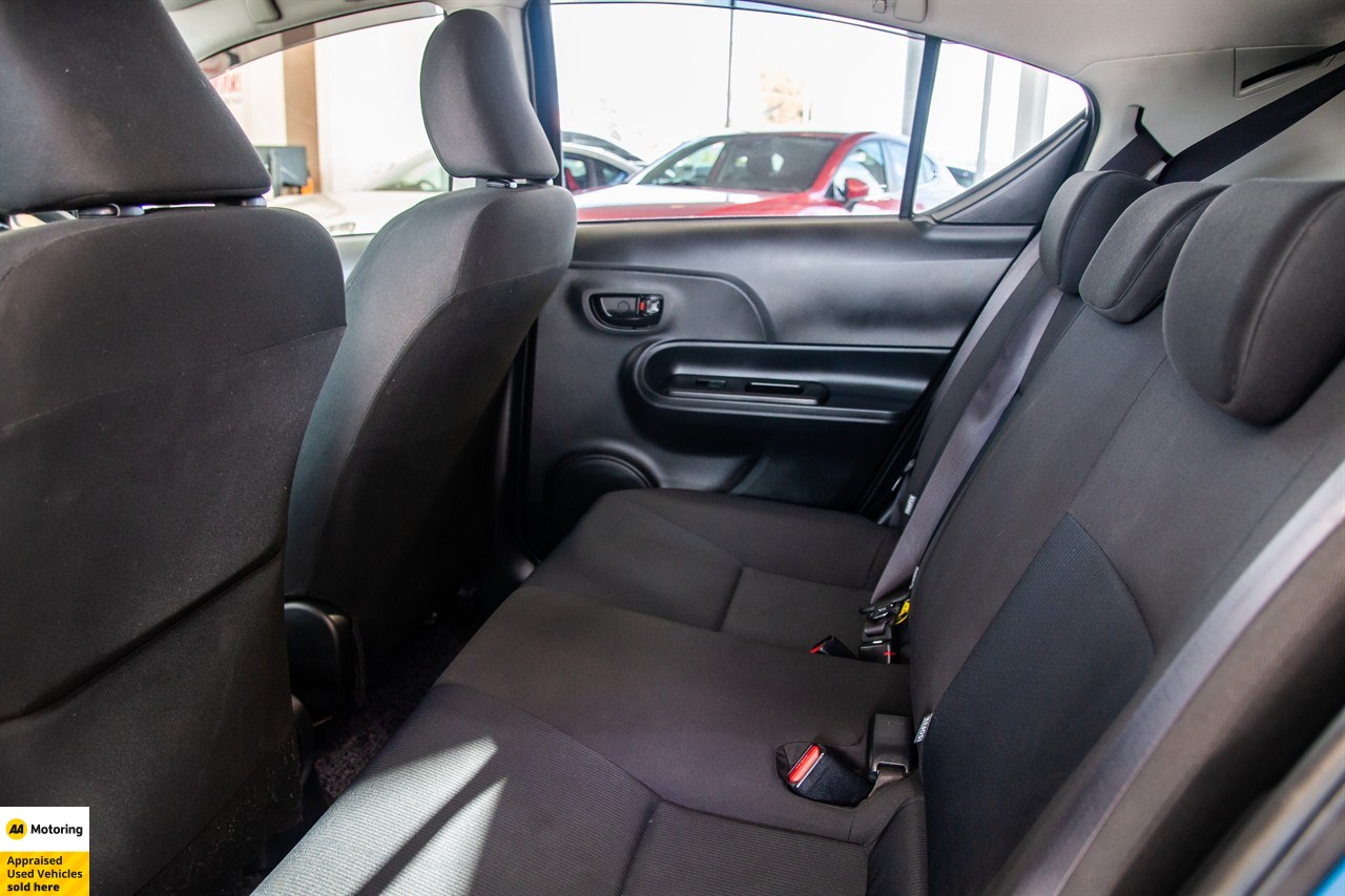 2015 Toyota Aqua