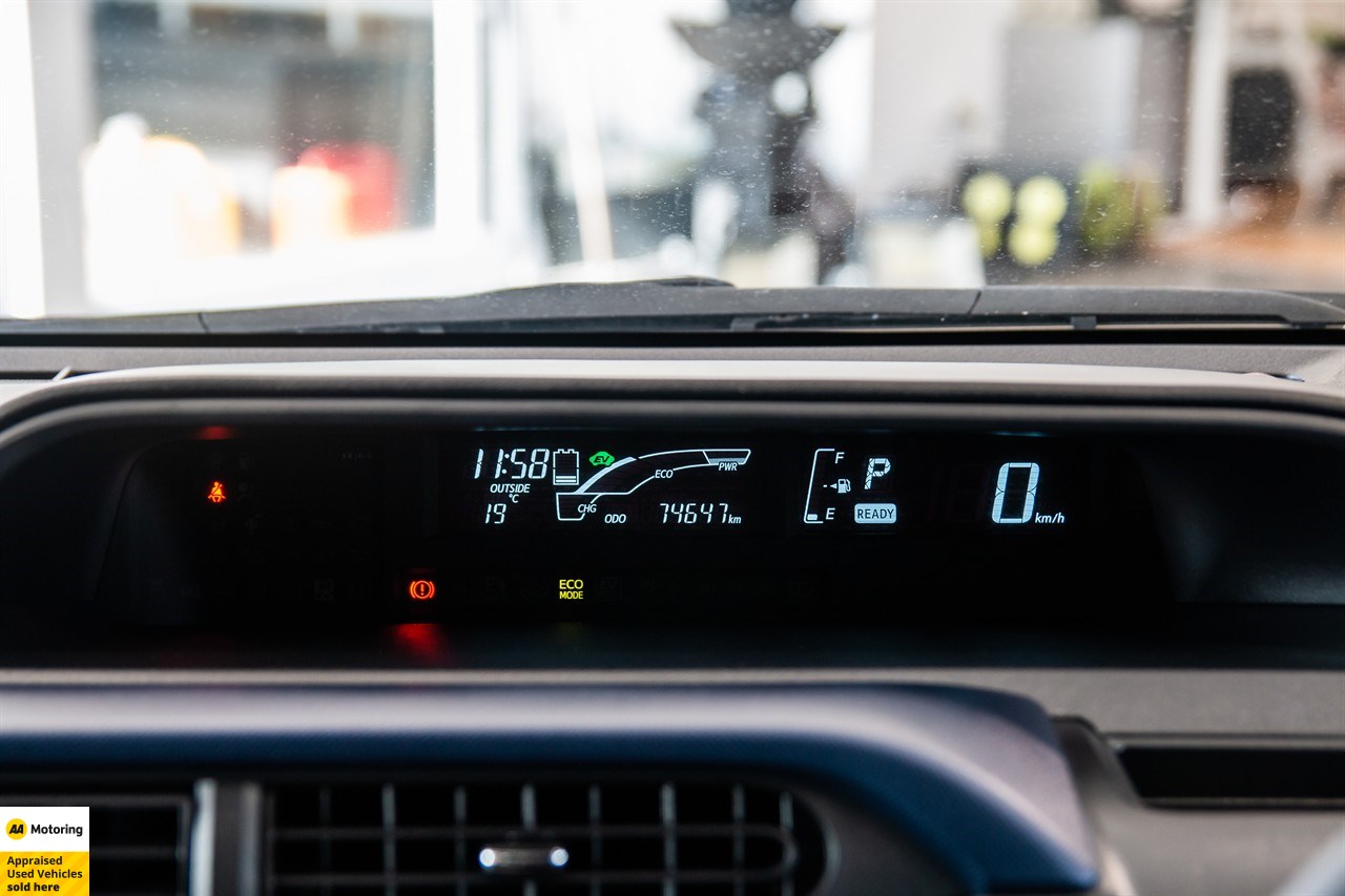 2015 Toyota Aqua
