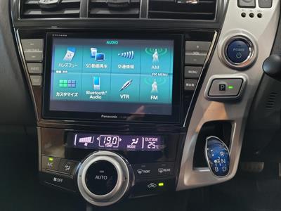 2014 Toyota Prius - Thumbnail