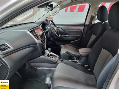 2021 Mitsubishi Triton - Thumbnail