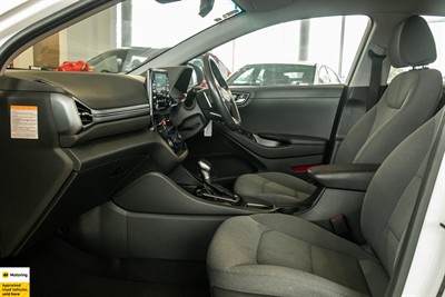2022 Hyundai IONIQ - Thumbnail