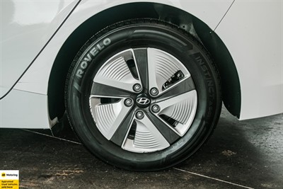 2022 Hyundai IONIQ - Thumbnail