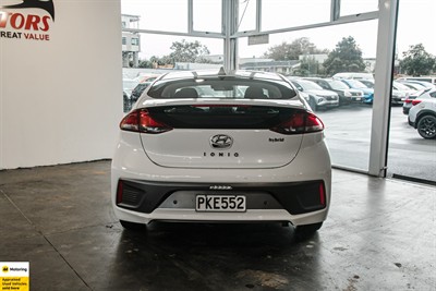 2022 Hyundai IONIQ - Thumbnail