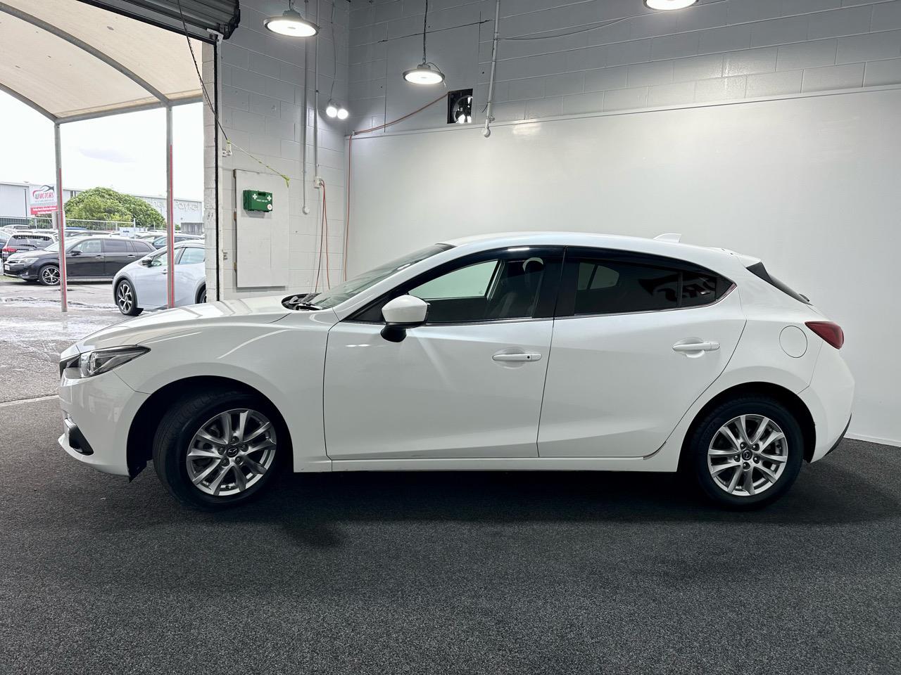 2014 Mazda Axela Sport