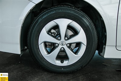 2013 Toyota Prius - Thumbnail