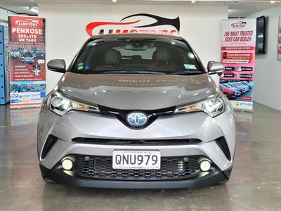 2017 Toyota C-HR - Thumbnail