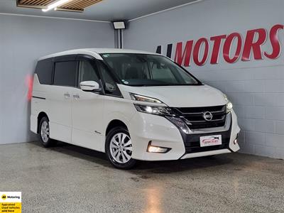 2017 Nissan Serena - Thumbnail