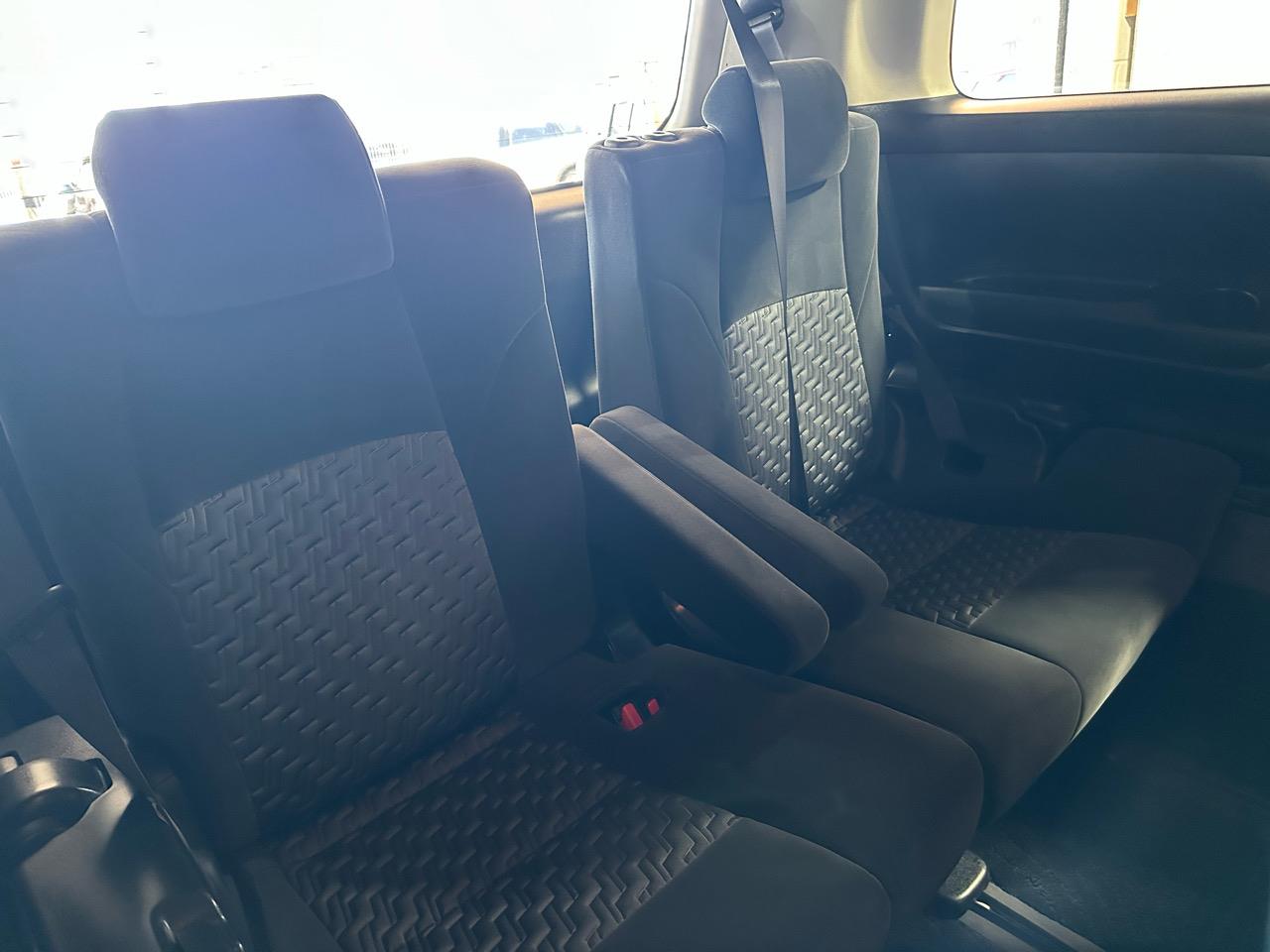 2017 Toyota Vellfire