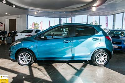 2012 Mazda Demio - Thumbnail