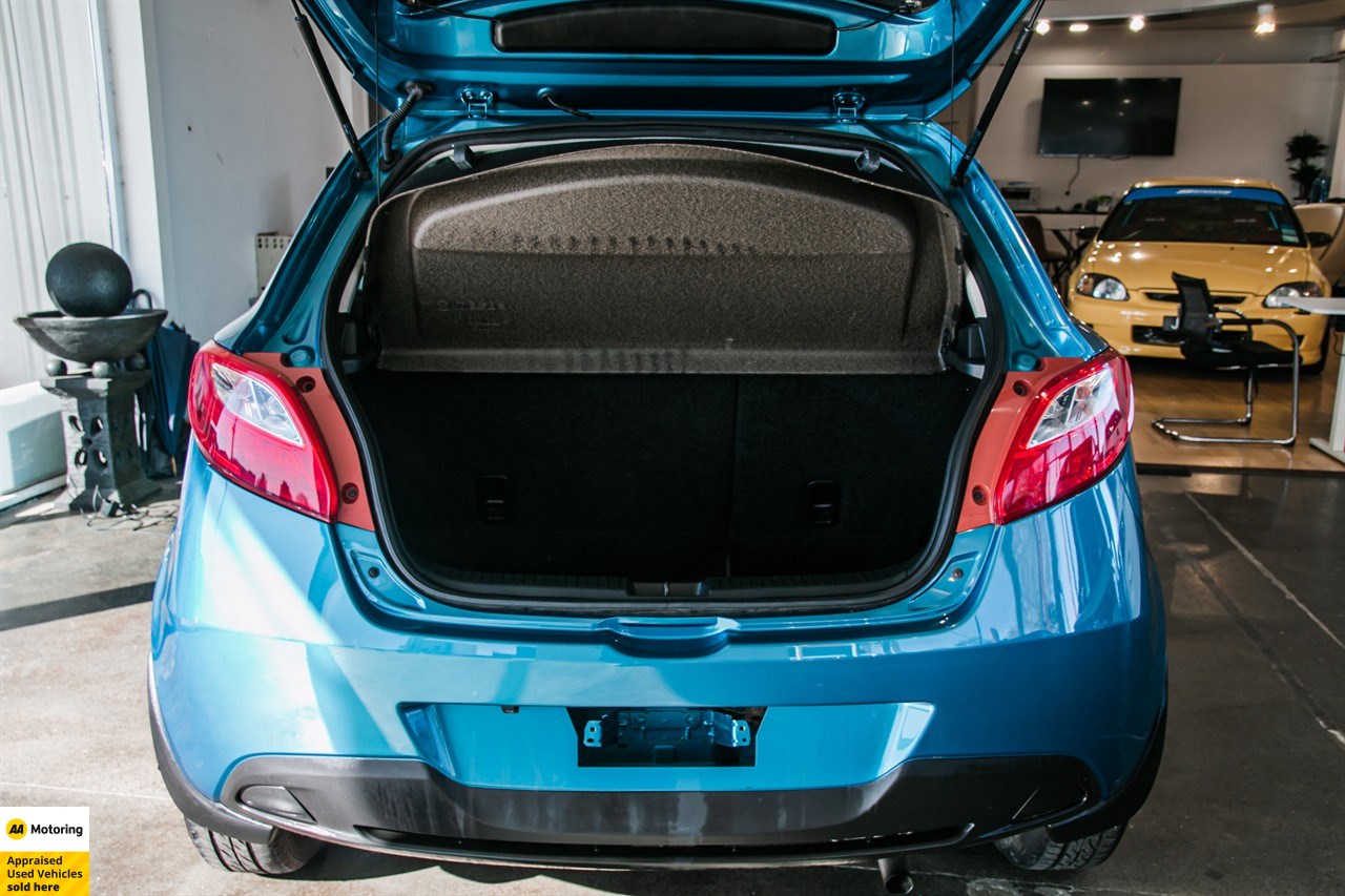 2012 Mazda Demio