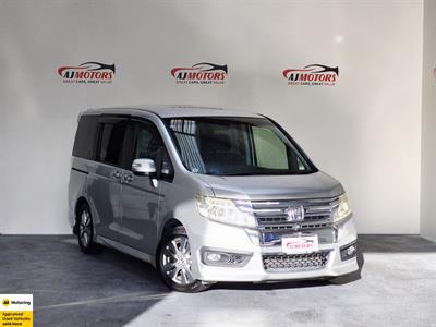 2012 Honda STEPWAGON - Thumbnail