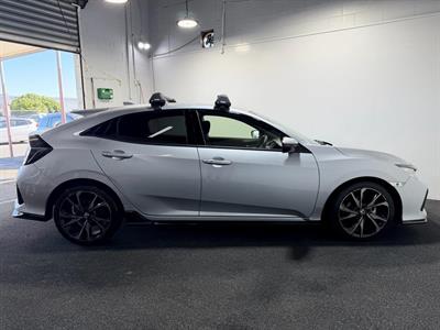 2019 Honda Civic - Thumbnail