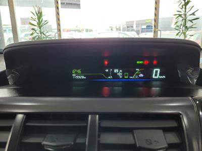 2012 Toyota Prius - Thumbnail