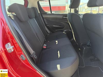 2015 Suzuki Swift - Thumbnail