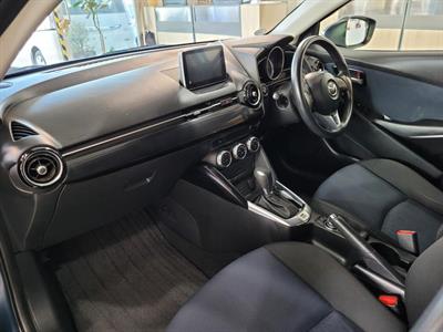 2016 Mazda Demio - Thumbnail