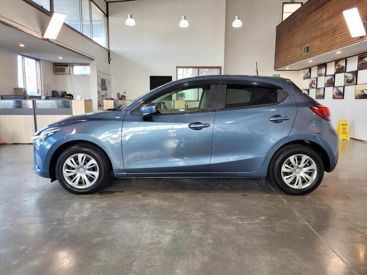 2016 Mazda Demio