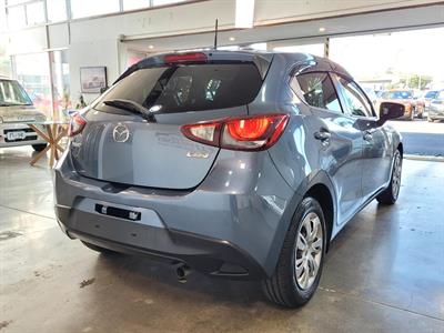 2016 Mazda Demio - Thumbnail