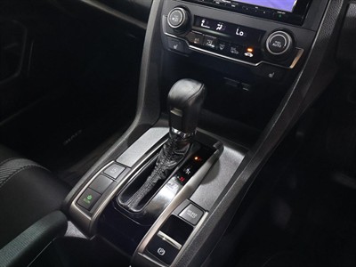 2018 Honda Civic - Thumbnail