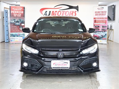 2018 Honda Civic - Thumbnail