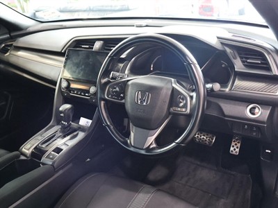 2018 Honda Civic - Thumbnail