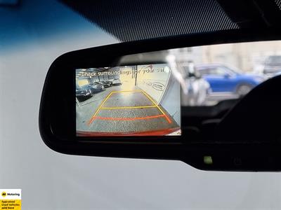 2016 Hyundai Santa Fe - Thumbnail