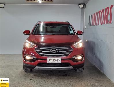 2016 Hyundai Santa Fe - Thumbnail