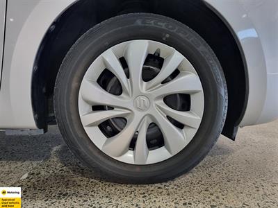 2019 Suzuki Swift - Thumbnail
