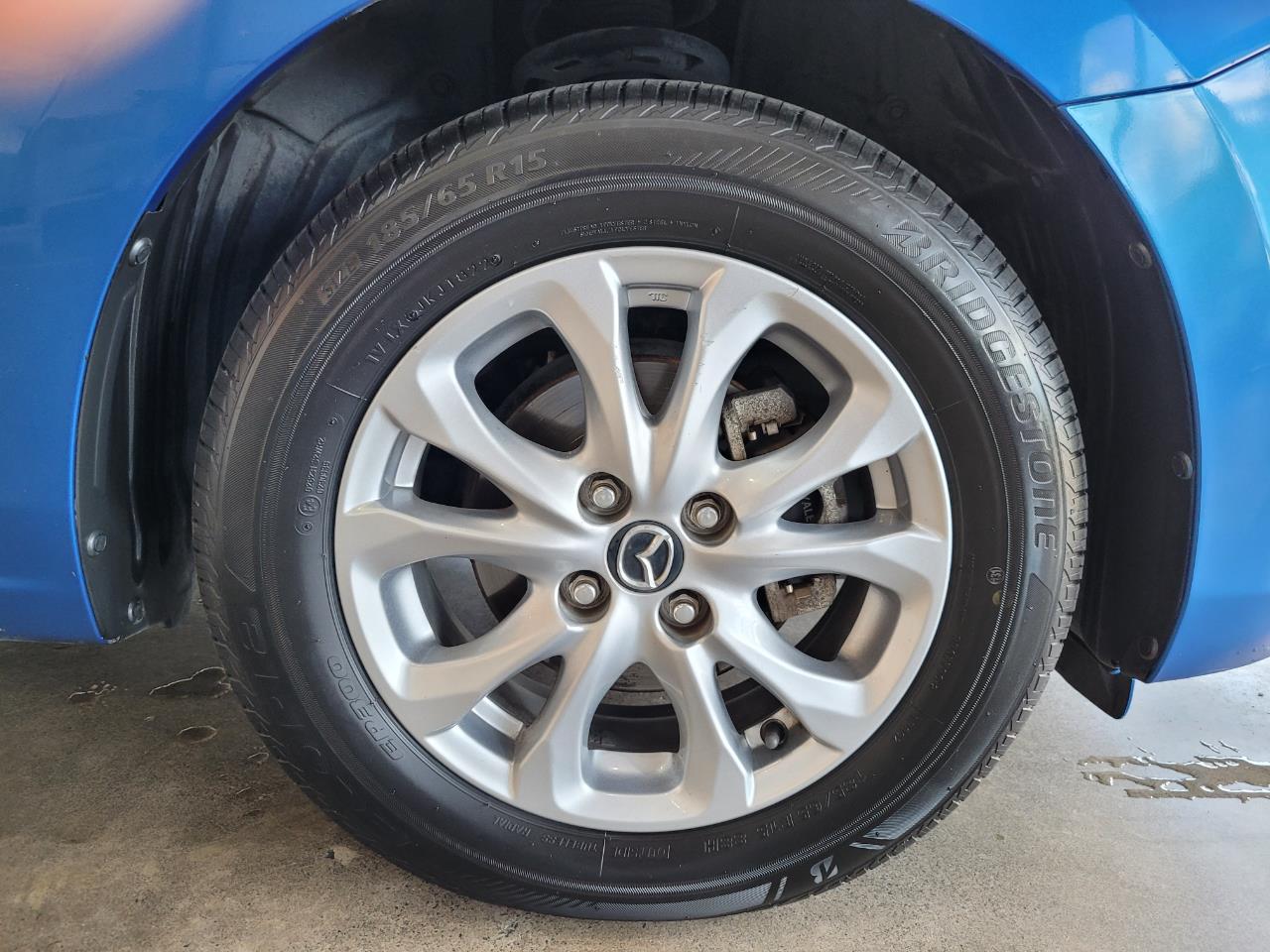 2019 Mazda Demio